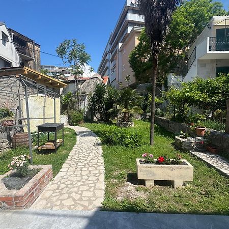 Ferienwohnung Dalmata Garden Split Exterior foto