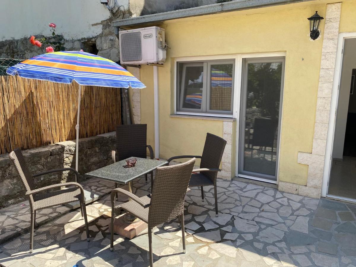 Ferienwohnung Dalmata Garden Split Exterior foto
